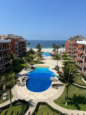 Piscina en o cerca de Beachfront in a peaceful Resort 8mi from Puerto Escondido