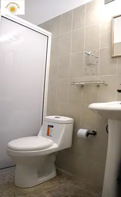 Un baño de Casa Esperanza