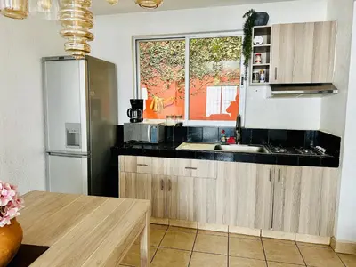 Una cocina o zona de cocina en Casita Iluminada