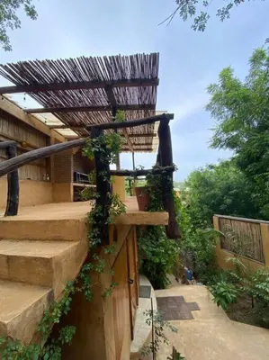 Un balcón o terraza de Suite con Starlink plunge pool Playa a 2 min