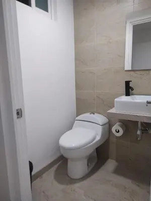 Un baño de Cerca de Salones de Fiesta, con Alberca, AC e Internet