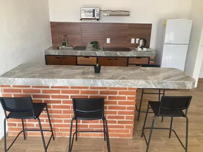 Una cocina o zona de cocina en Condominio cerca salida norte Lomas de Cocoyoc