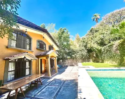 Piscina en o cerca de CasonaPalmira alberca climatizada en zona exclusiva