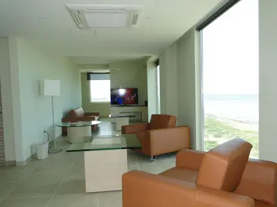 Una televisión o centro de entretenimiento en Holiday Inn Coatzacoalcos by IHG
