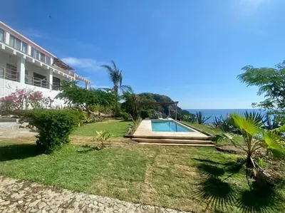 Piscina en o cerca de Oceanfront Oasis - Villa Margarita - Entire Villa