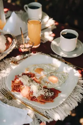 Opciones de desayuno disponibles en Hotel Pedregal