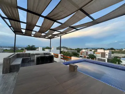 Piscina en o cerca de Casa VillaTeques alberca jacuzzi