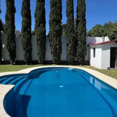 La Casa de los Cipreses