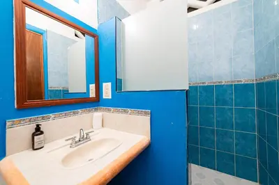 Un baño de Casa Cacaluta