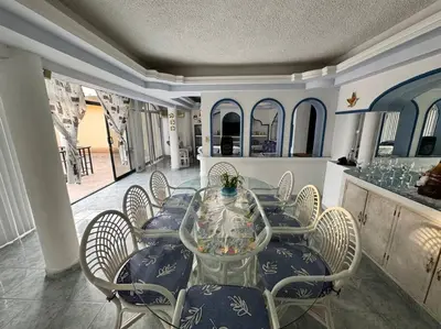 Plano de Blue Coast with pool and ocean view 10 to 35 p