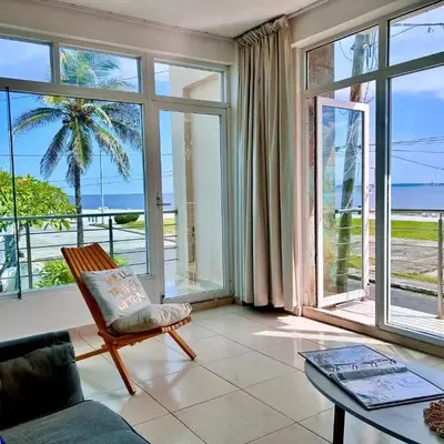 Charming and Family With a pool and ocean view