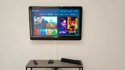Una televisión o centro de entretenimiento en Casa Alcatraz con Alberca, Cuernavaca Morelos