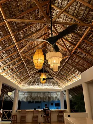 Un restaurante o sitio para comer en Casa Jubilee king suite 2