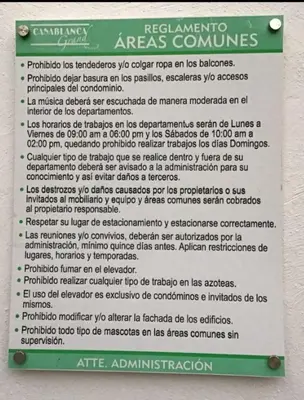 Certificado, premio, señal o documento que está expuesto en Departamento con la mejor Vista de Acapulco