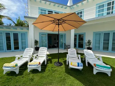 Jardín al aire libre en Casa Playa Infinita