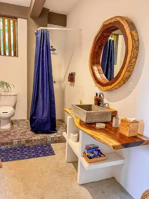 Un baño de Puerto Escondido Pool, Beach Club, Starlink WiFi & AC