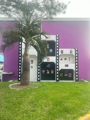 Plano de Auto Hotel El Cine