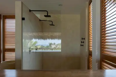 Plano de Casa Naa - La Flia Beach House Luxury