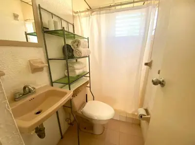 Un baño de Depto a 3 cuadras de la playa