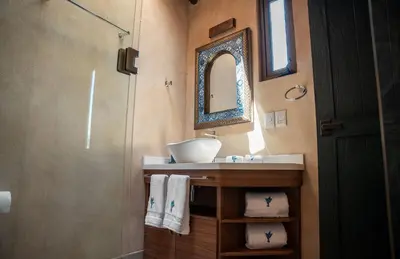 Un baño de Suite Leonardo: Acogedor Espacio en ValQuirico