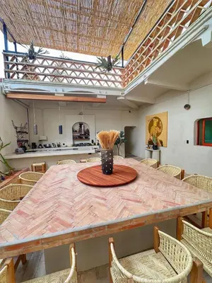 Plano de Casa Escorpión Oaxaca · · Handmade in Oaxaca · A/C · Patio · Rooftop ·