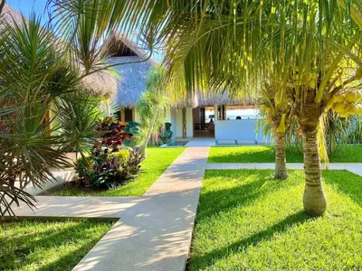 Jardín al aire libre en Casa Mona - Beachfront Luxury Villa - Verified Listing