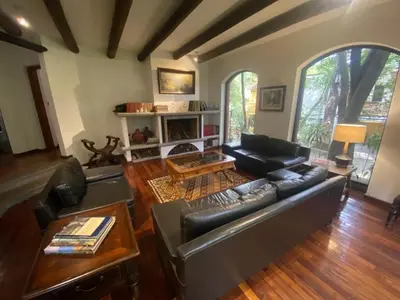 Plano de Casa entre árboles