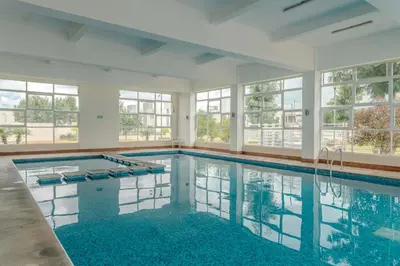 Piscina en o cerca de Home in Gated Community near Valquirico & Airport