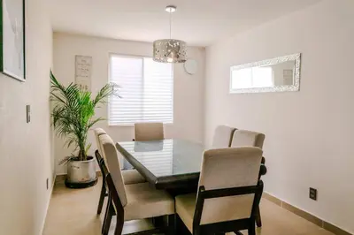 Plano de Home in Gated Community near Valquirico & Airport