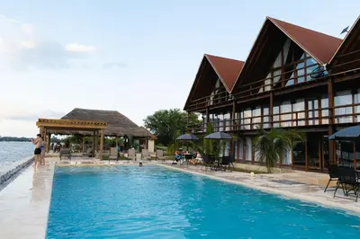 Piscina en o cerca de Riverside Hotel Chachalacas