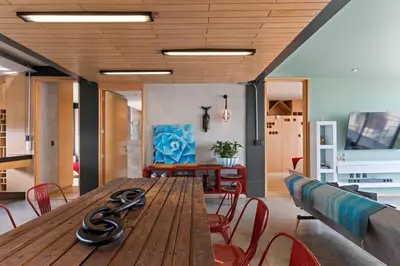 Una televisión o centro de entretenimiento en Espectacular PENTHOUSE en Centro de Puebla