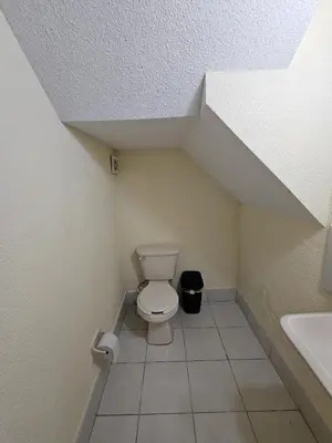 Un baño de Sensity Home Casa viveros, Amplia, Espaciosa y Hogareña