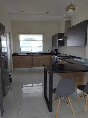 Una cocina o zona de cocina en Apartamento de lujo Col La Paz 101