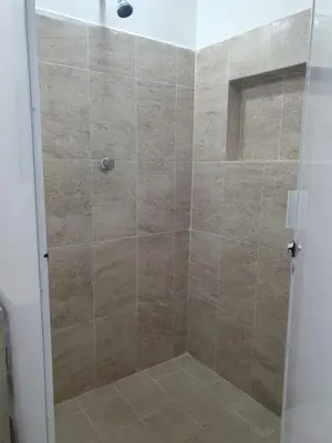 Un baño de loft de Angel