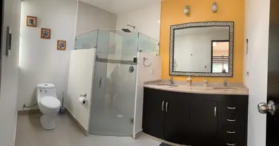 Un baño de Casa Paraiso Country Club