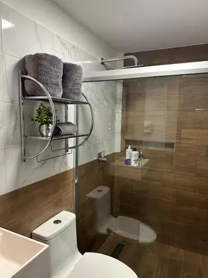 Un baño de Casa Don José GARDENIAS Suite