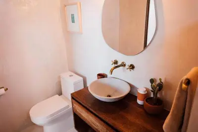 Un baño de Casa Nuez- Villa with AC, Pool and Magical Sunset Views