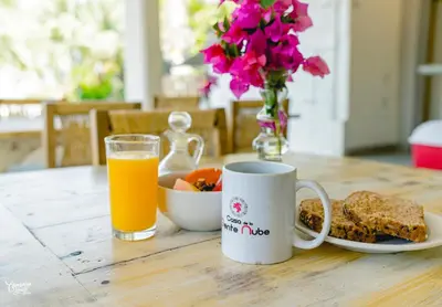 Opciones de desayuno disponibles en Casa de la Gente Nube