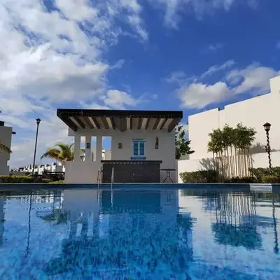 Cómoda casa en clúster privado