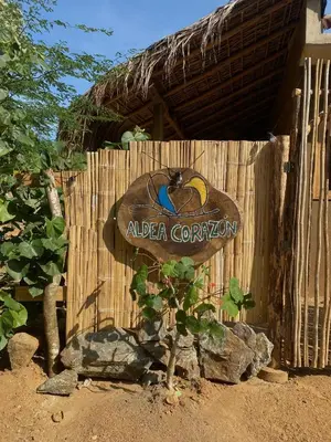 Certificado, premio, señal o documento que está expuesto en Habitación Privada Sol - Aldea Corazón - StarLink