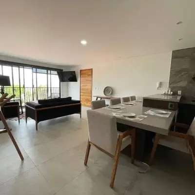 Lovely 3 bedroom condo with rooftop