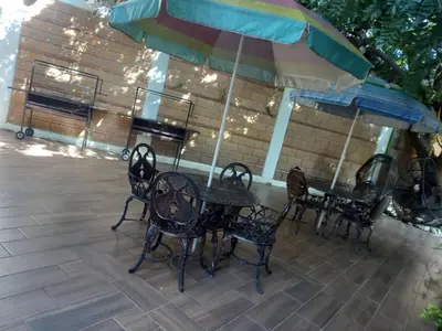 Un restaurante o sitio para comer en Hotel Cabaña iilldaa