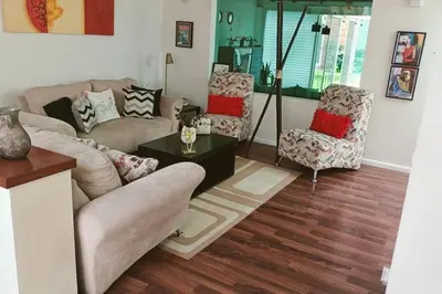 Zona de estar de Residencia amplia en Cholula