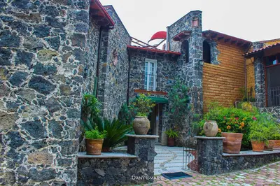 Jardín al aire libre en Hotel Casa Piñón