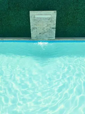 Piscina en o cerca de Depto Excelente ubicación Vista parcial Mar