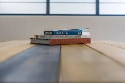 Biblioteca en el apartamento