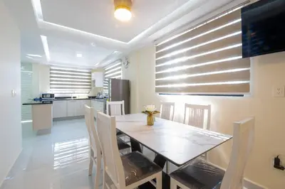 Una cocina o zona de cocina en Departamento a 2 minutos de la playa