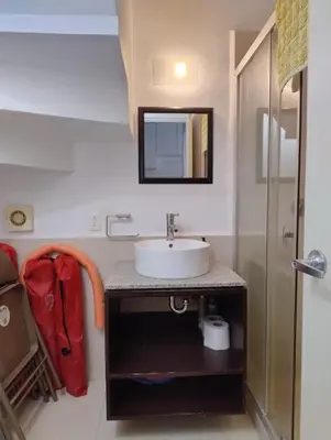 Un baño de Hermosa Villa con recamara en PB