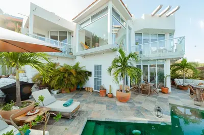Piscina en o cerca de DREAM VILLA OVERLOOKING THE PACIFIC with a PRIVATE POOL OASIS LA VITA E' BELLA
