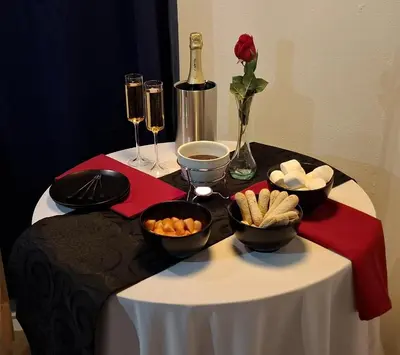 Comida en o cerca de este hotel